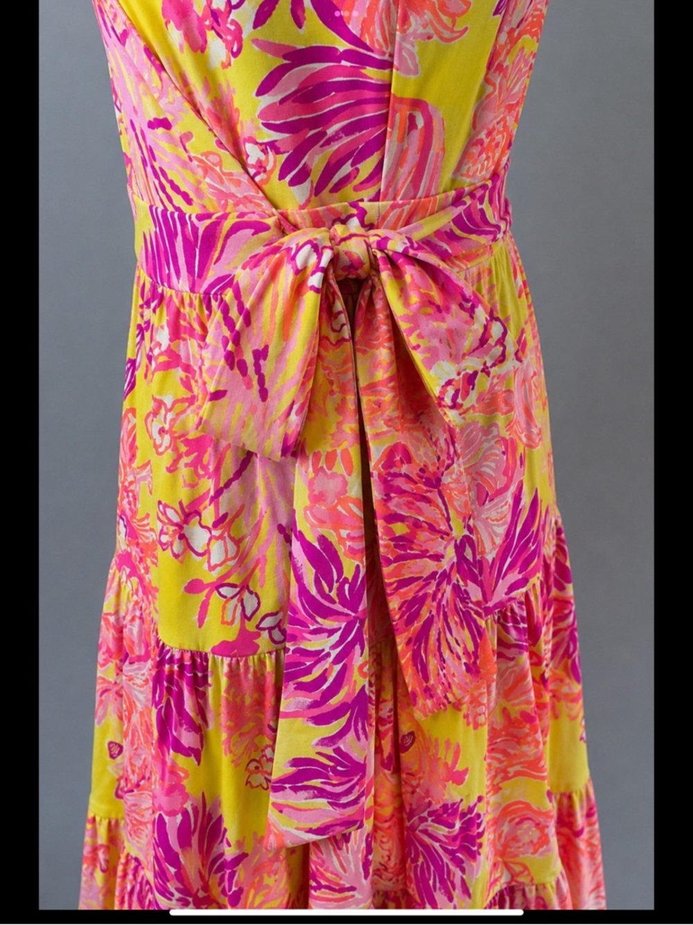 Lilly Pulitzer Faux Wrap Tropical Print Dress • Size M • Rayon Stretch Knit - Picture 11 of 16